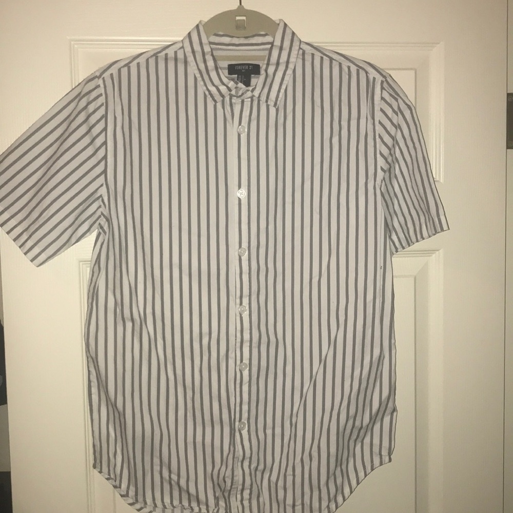 Grey and White Striped Short Sleeve ButtonUp Shirt - Picture 1 of 3